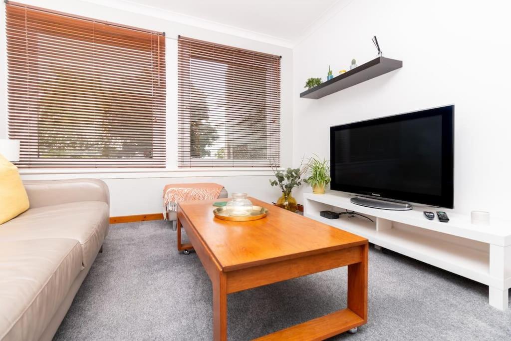 'Sunset View' Eclectic & Stylish One Bed Apartment Newport-On-Tay Exterior photo